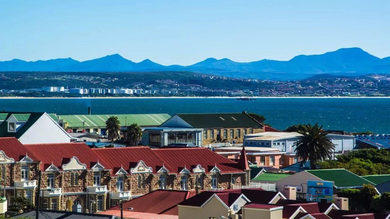 南非线路攻略|与鲨共舞、沙漠开花、隔海观鲸,你了解非洲吗?