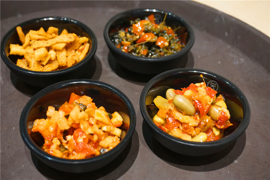 彩云之南米线,彩云之南米线店