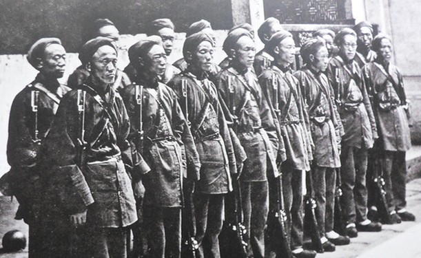 李鸿章一口气买325门大炮,李鸿章买军舰完整版