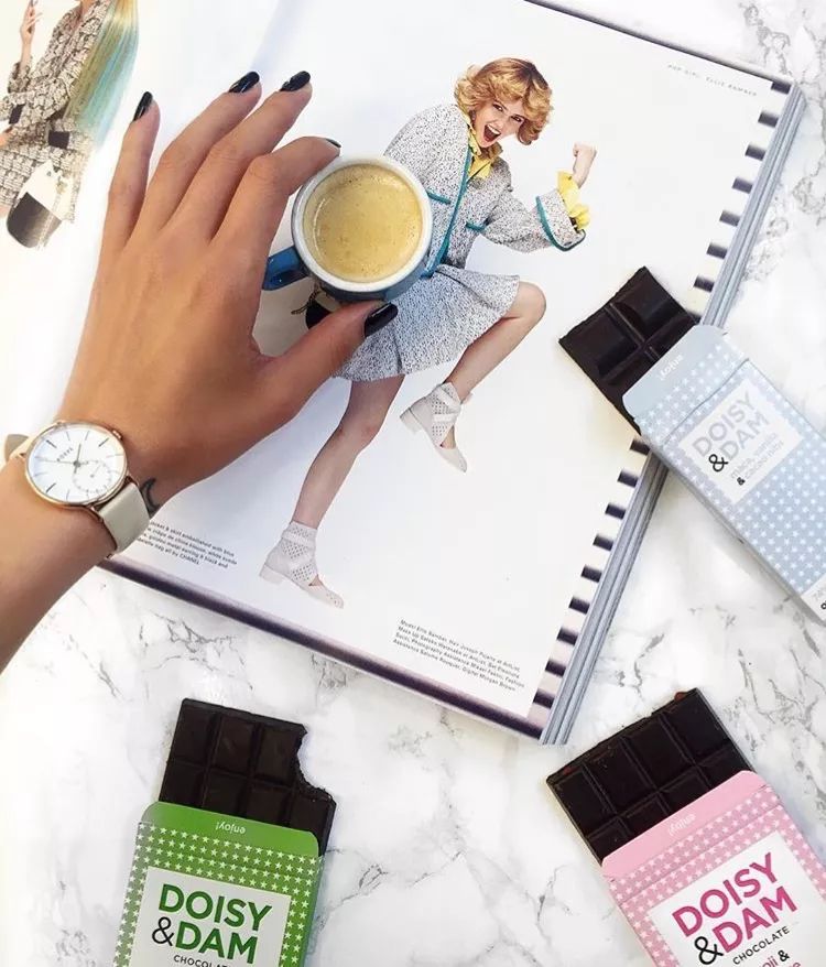 男士百搭手表便宜,1千元女士明星百搭防水手表