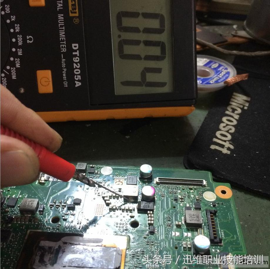 “喝了咖啡”的华硕笔记本不触发曲折维修，竟然被小电阻骗了……