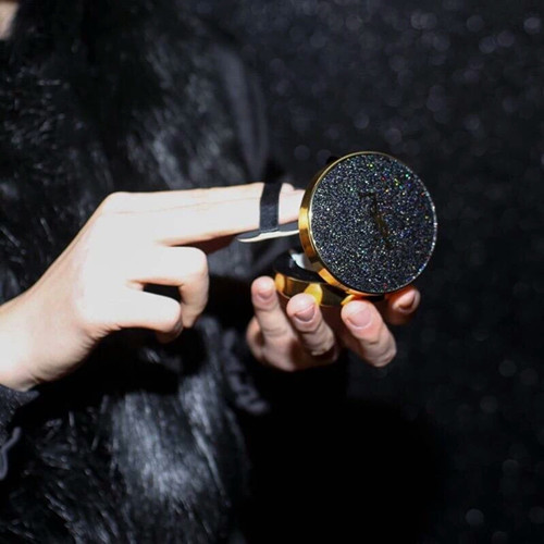 让人欲罢不能的香水,能让人惊艳的化妆品