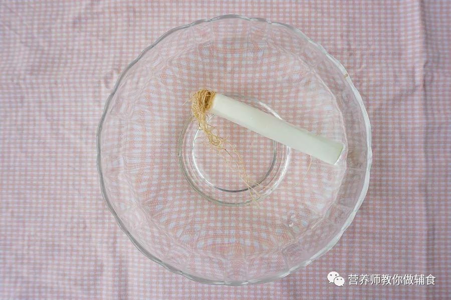 宝宝感冒了流鼻涕不让擦,孩子流鼻涕咳嗽不停吃药没效果