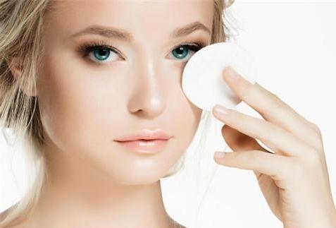 教你60秒辨别自己的肤质快看,手把手教你轻松判断你是啥肤质