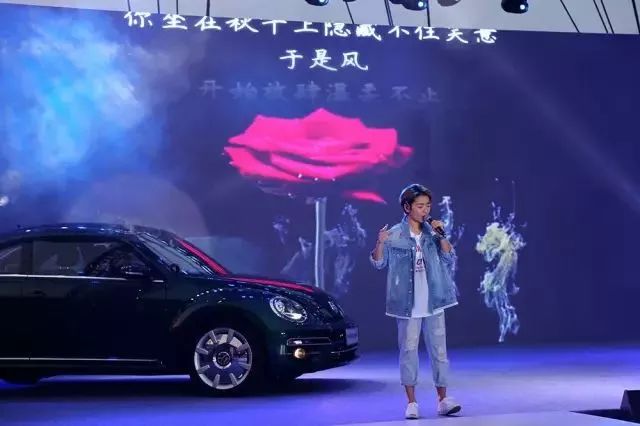 介绍一下上海静安大悦城摩天轮,魔都爱情地标大悦城摩天轮