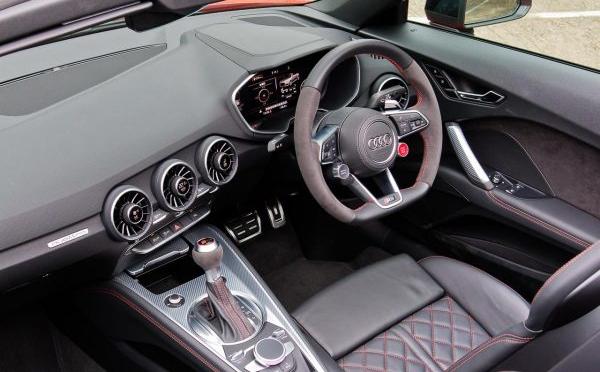 奥迪ttrs敞篷最新款,奥迪ttroadster