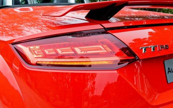 奥迪ttrs敞篷最新款,奥迪ttroadster