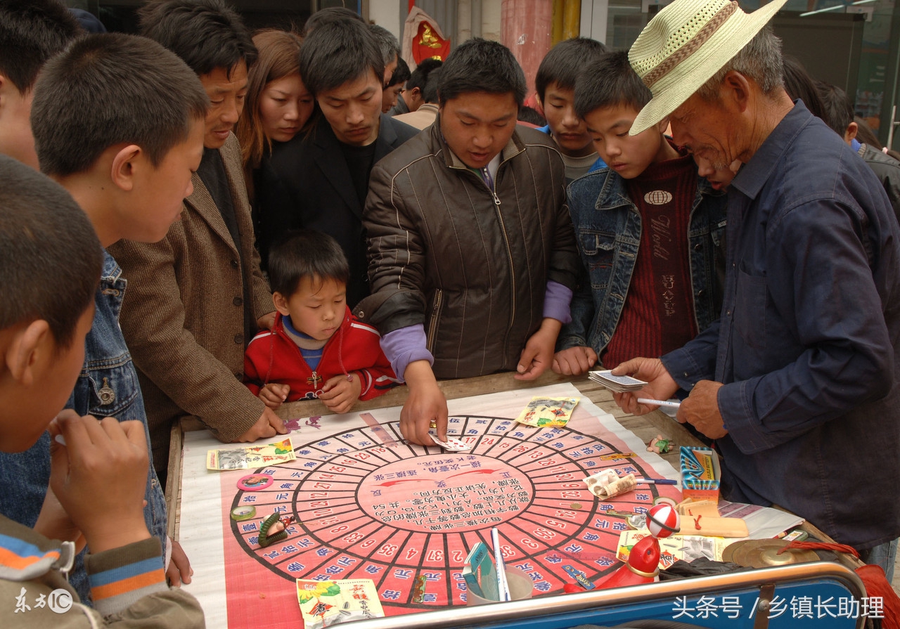 农民工回家过年真不容易啊,农民工没挣到钱怎么回家过年