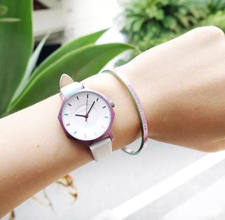 男士百搭手表便宜,1千元女士明星百搭防水手表