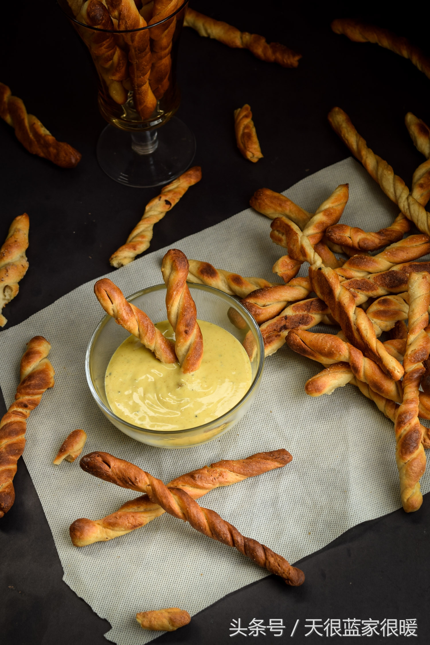 香脆芥末饼干棒图解,香脆虾米芝麻薄片脆饼干