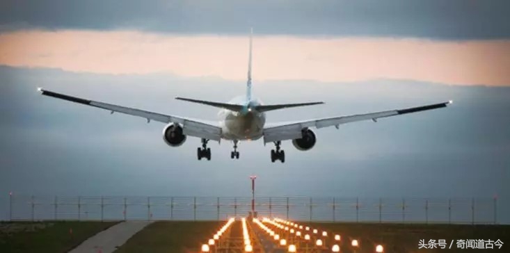 男子给朋友带东西回国,入关时竟要给海关交十几万!当场吓昏!