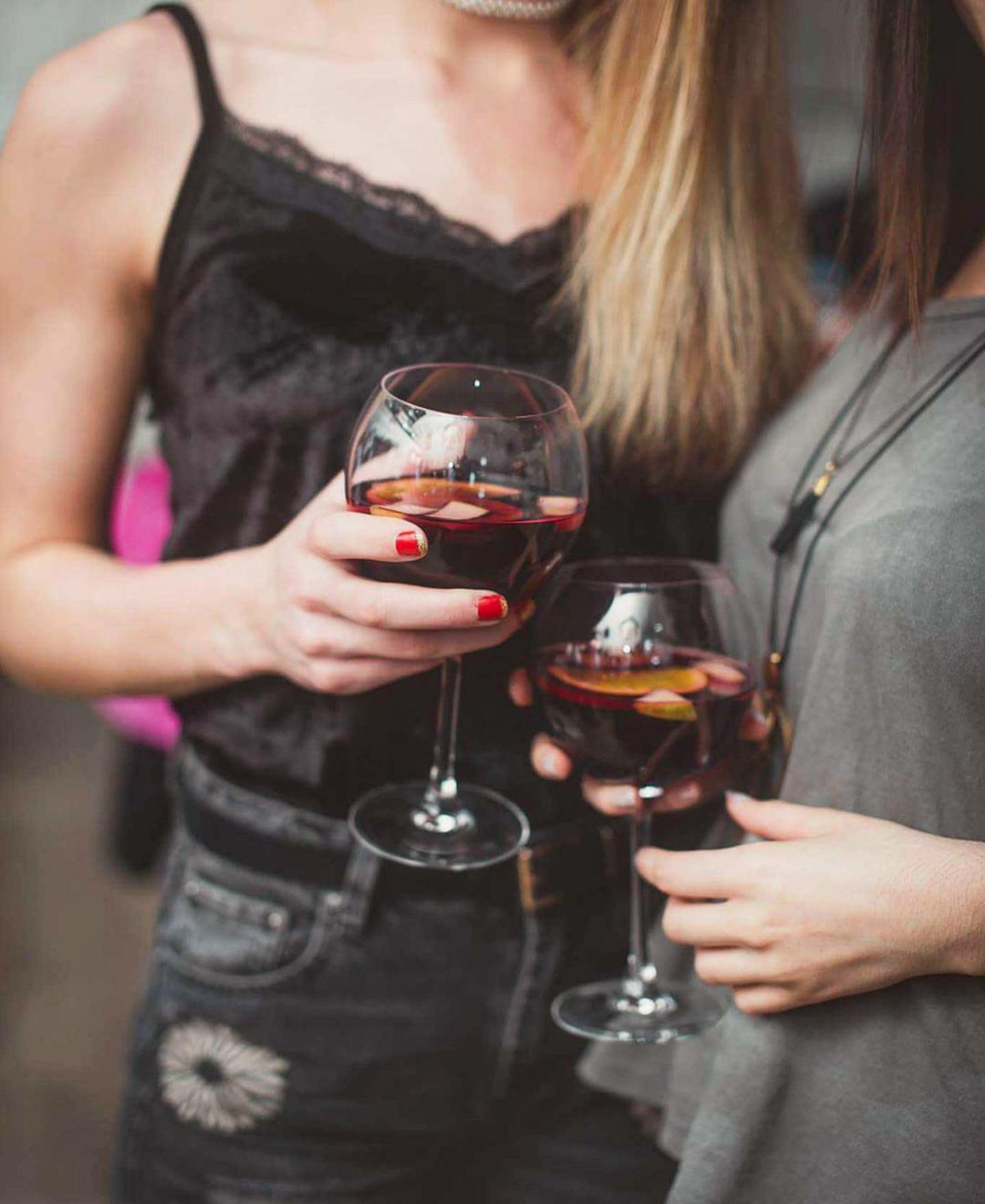 红葡萄酒长胖吗,低卡糖吃了不长胖吗