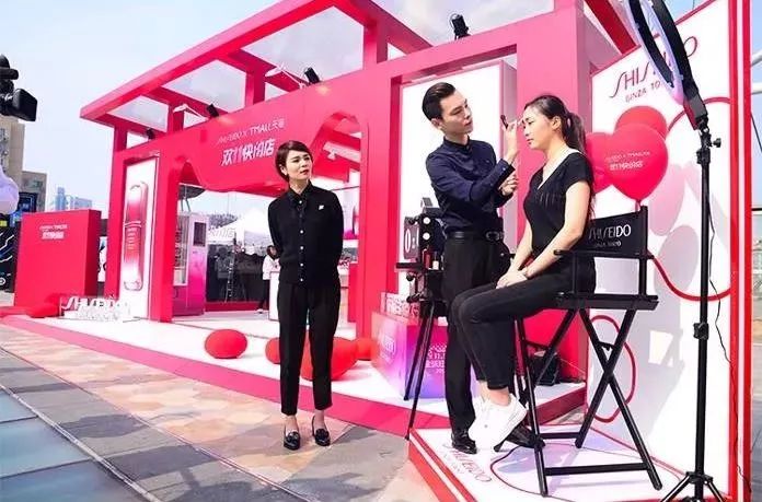 介绍一下上海静安大悦城摩天轮,魔都爱情地标大悦城摩天轮