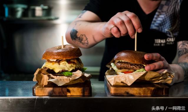 为*麻大**文化再添一笔，荷兰*麻大**汉堡问世