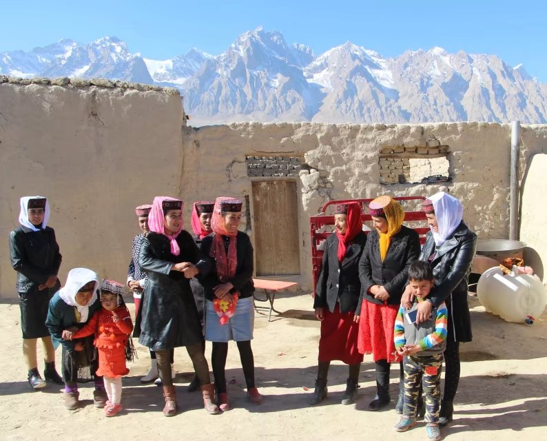 探访新疆帕米尔高原唯一白人民族,探秘帕米尔高原塔吉克族