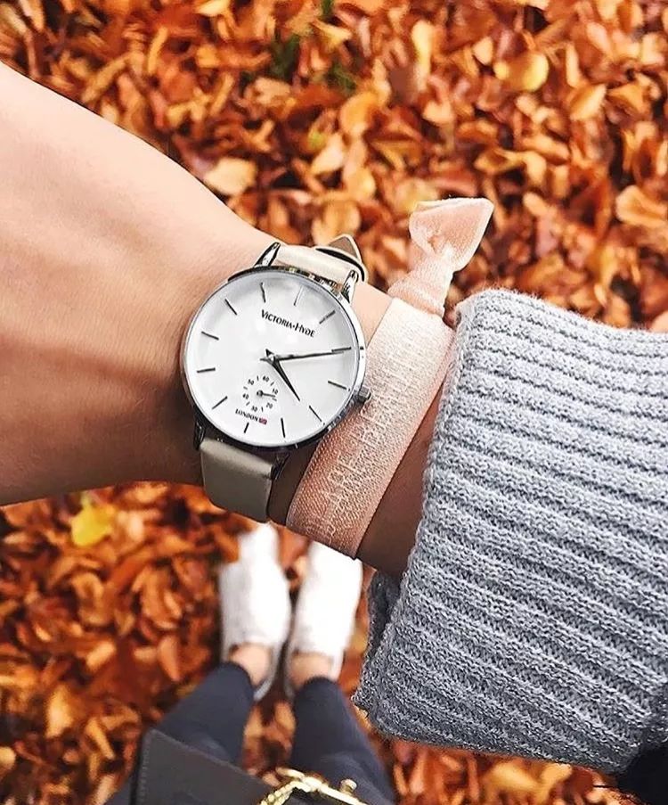 男士百搭手表便宜,1千元女士明星百搭防水手表