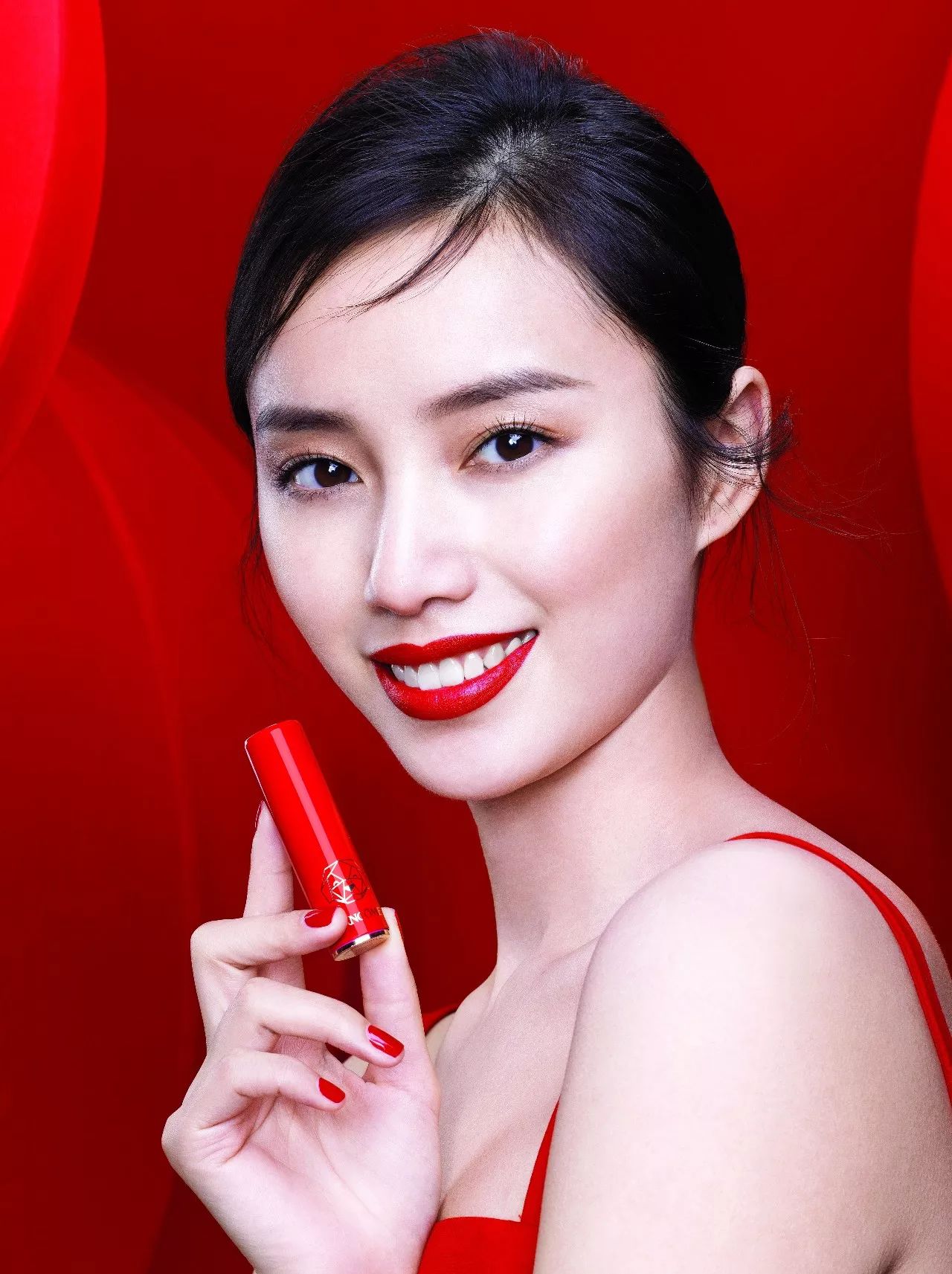 王俊凯用什么色号的口红,王俊凯同款什么牌子的口红