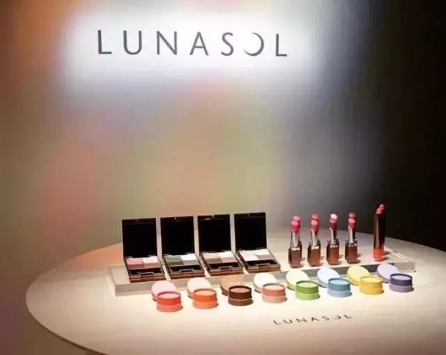 2018春季彩妆有哪些牌子,各大牌彩妆最值得购买的单品