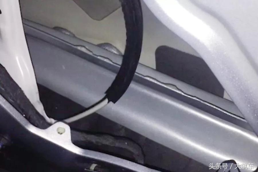 别克昂科威内饰详解视频,别克昂科威2017款拆解