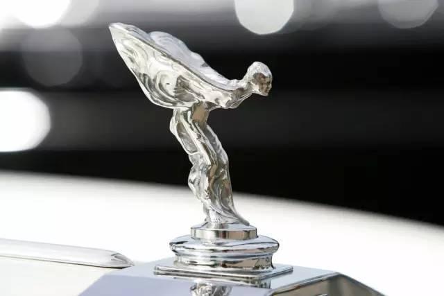 最贵的法拉利跟兰博基尼,法拉利兰博基尼最便宜的跑车