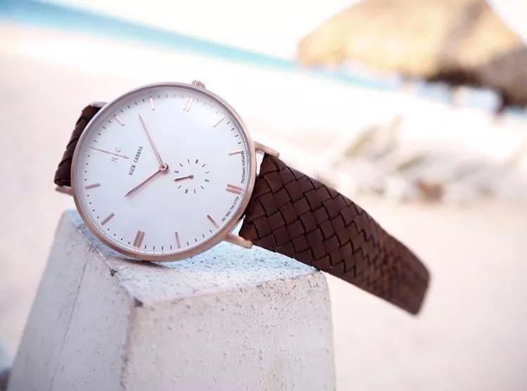 男士百搭手表便宜,1千元女士明星百搭防水手表