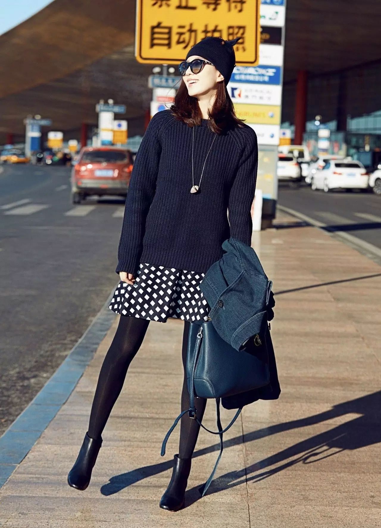 2018年不用大毛衣+仙女裙,你还敢说自己时髦?