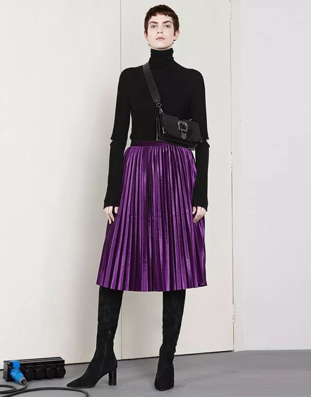 2018年不用大毛衣+仙女裙,你还敢说自己时髦?