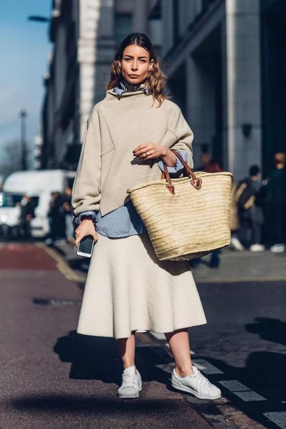 2018年不用大毛衣+仙女裙,你还敢说自己时髦?