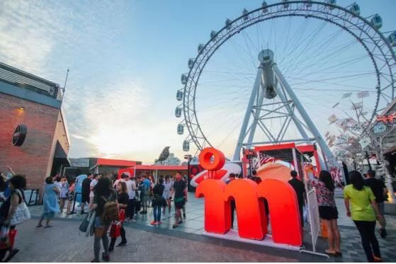 介绍一下上海静安大悦城摩天轮,魔都爱情地标大悦城摩天轮