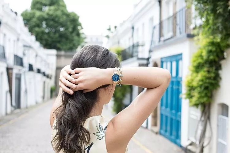 男士百搭手表便宜,1千元女士明星百搭防水手表