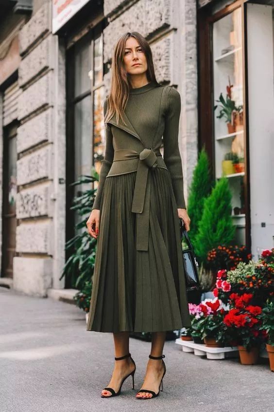 2018年不用大毛衣+仙女裙,你还敢说自己时髦?