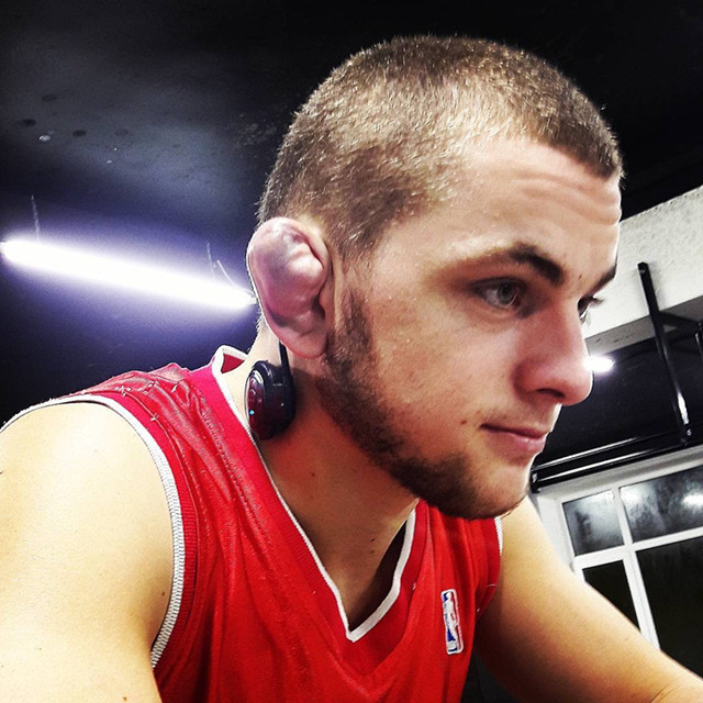 鐩村嚮鎷冲嚮閫夋墜鑰虫湹,鐩村嚮鎼忓嚮