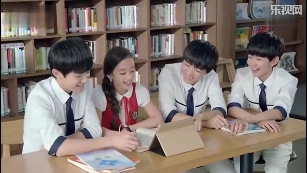 赵丽颖和易烊千玺拍戏视频,赵丽颖易烊千玺拍戏现场