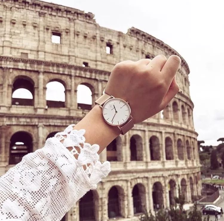 男士百搭手表便宜,1千元女士明星百搭防水手表