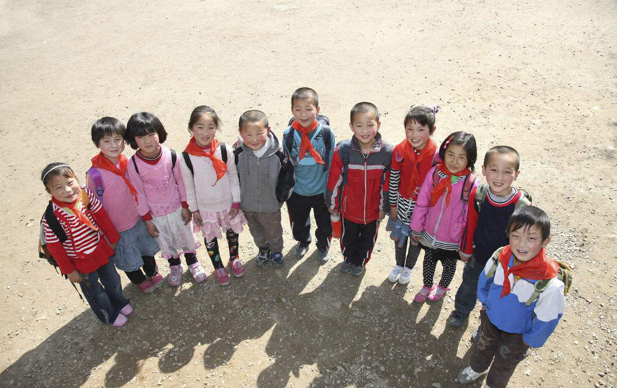 孩子从出生到初中毕业需要多少钱,孩子都上大学了还有必要生二胎么