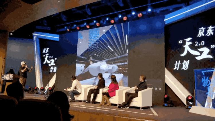 能和闺蜜逛街吗,现在和闺蜜逛街都是这样的吗