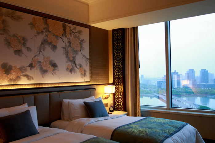 水之密语净润臻养护系列,水之密语净澈180ml