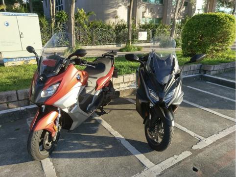 光阳ak550对比宝马c650gt,光阳ak550对比宝马400