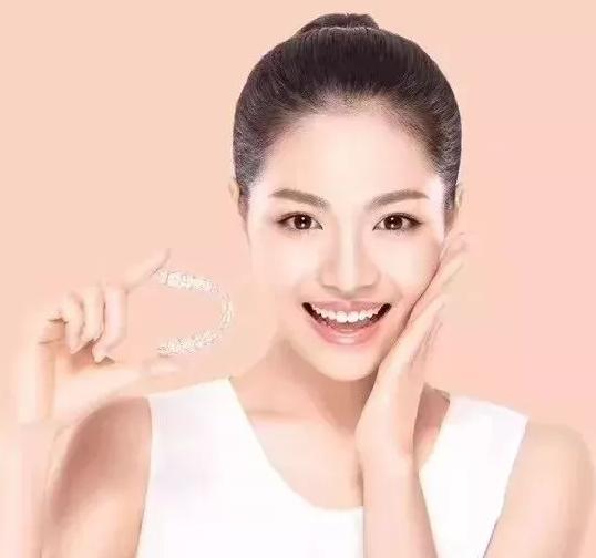 隐形矫正免费试戴，《芳华》女主也来打Call