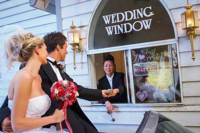 拉斯维加斯旅游吃饭 (拉斯维加斯赌城游记)