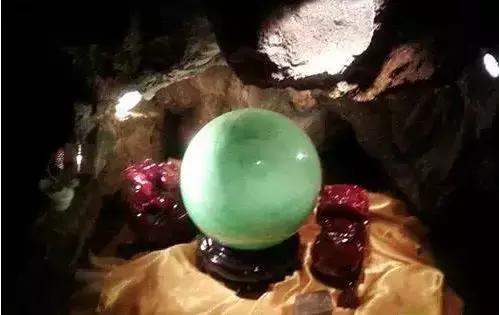 光绪翡翠朝珠,清朝翡翠朝珠108珠