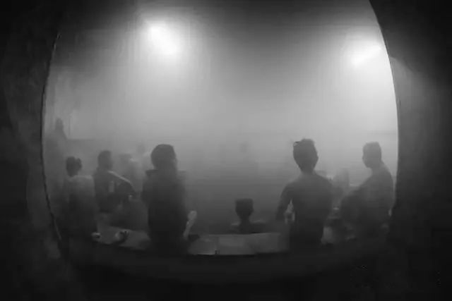 南京最老的澡堂,消散在记忆中的璀璨盛夏