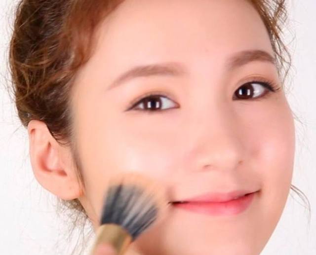 女人买化妆品说说,女人买化妆品经典语录