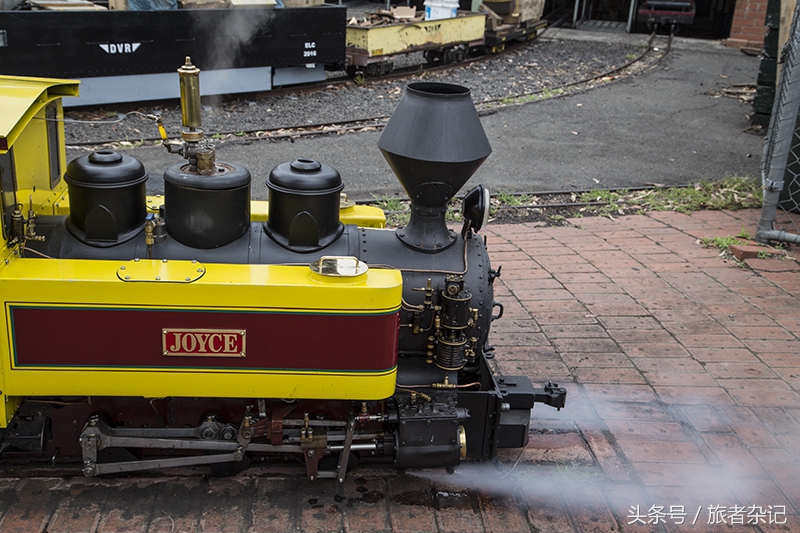 铁轨小火车亲子乐园,钻石铁轨迷你世界