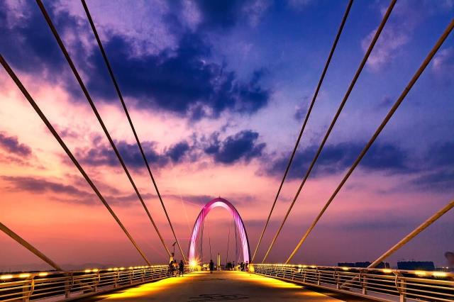 建邺区天正滨江房价,南京滨江花园东园最新房价