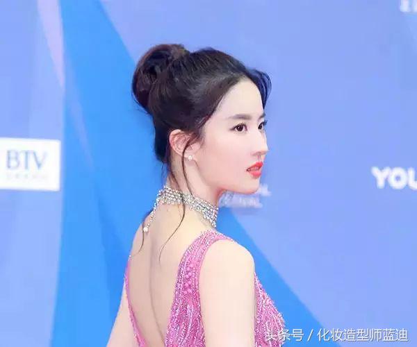 中短发扎丸子头怎么显丸子头小,减龄丸子头双丸子头