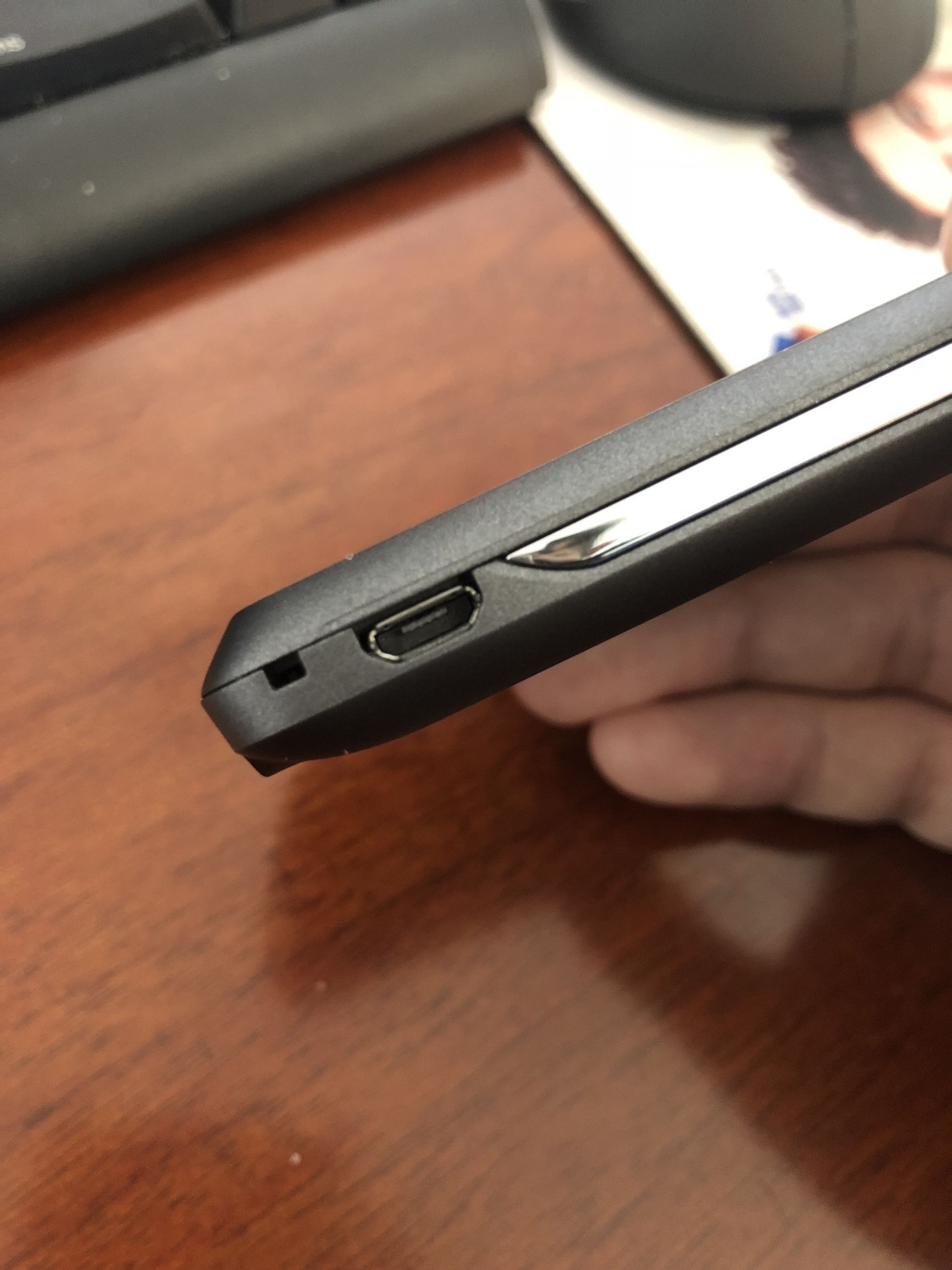 中兴V880(刀锋):当年号称神机的中兴巅峰之作,现在怎么样了?