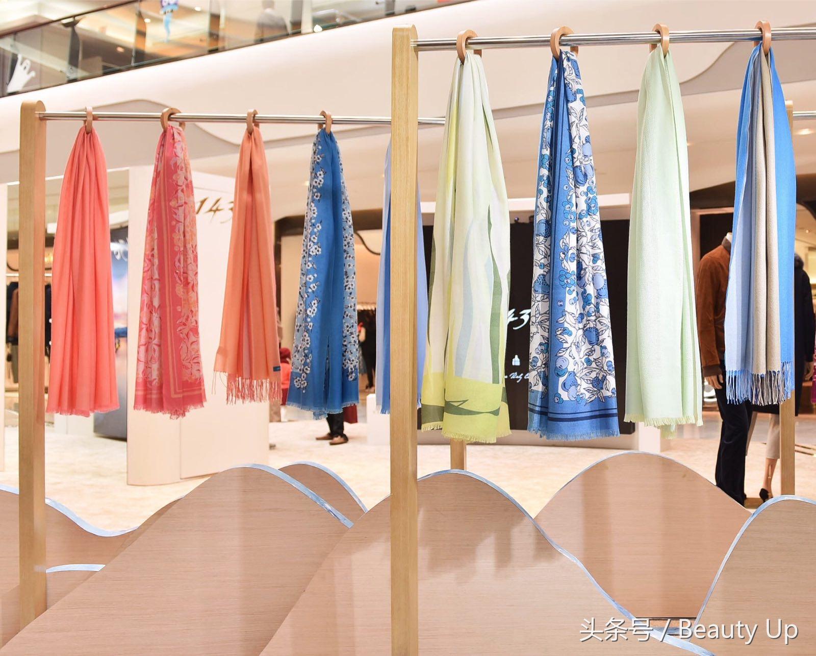 冬季补水女士,干燥的秋冬季多做补水