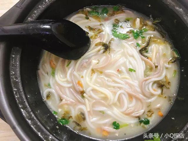 五谷渔粉的正宗做法,你最爱的是什么颜色螺蛳粉