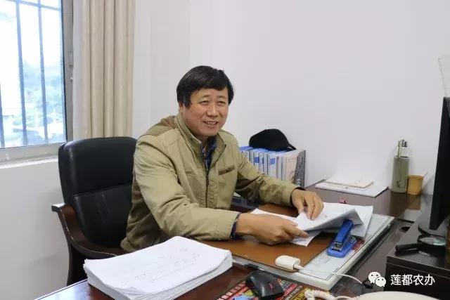 十年如一日，他们是最可爱的“扶贫人”——区农办扶贫开发科专访